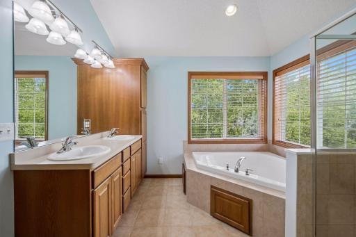Double Sinks, Separate Jetted Tub & Shower