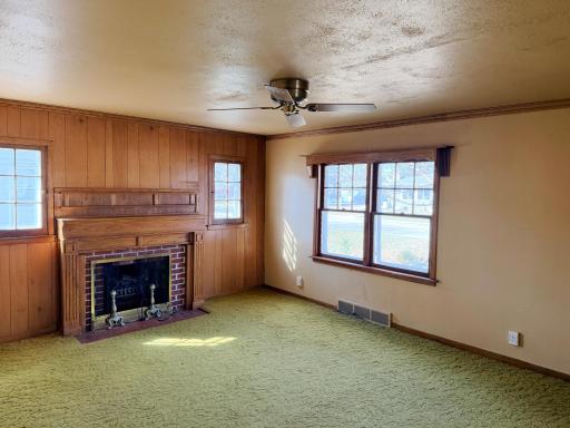 816 Clausen Avenue, Albert Lea, MN 56007