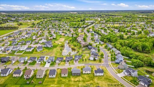 422 Bluebird Drive NW, Isanti, MN 55040
