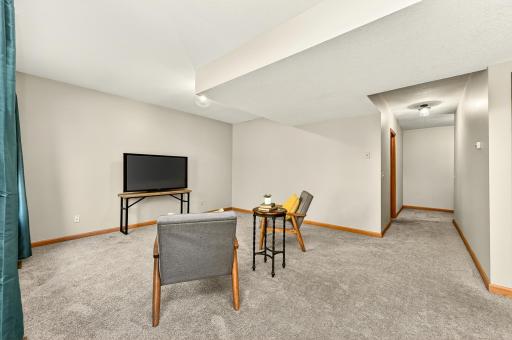 1101 Northway Lane NE, Rochester, MN 55906