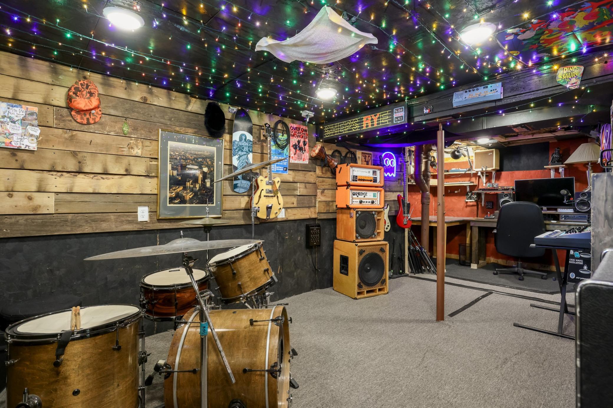 Rock out in lower-level living space perfect for entertaining, movie nights, workouts, or “just rocking out” with friends.