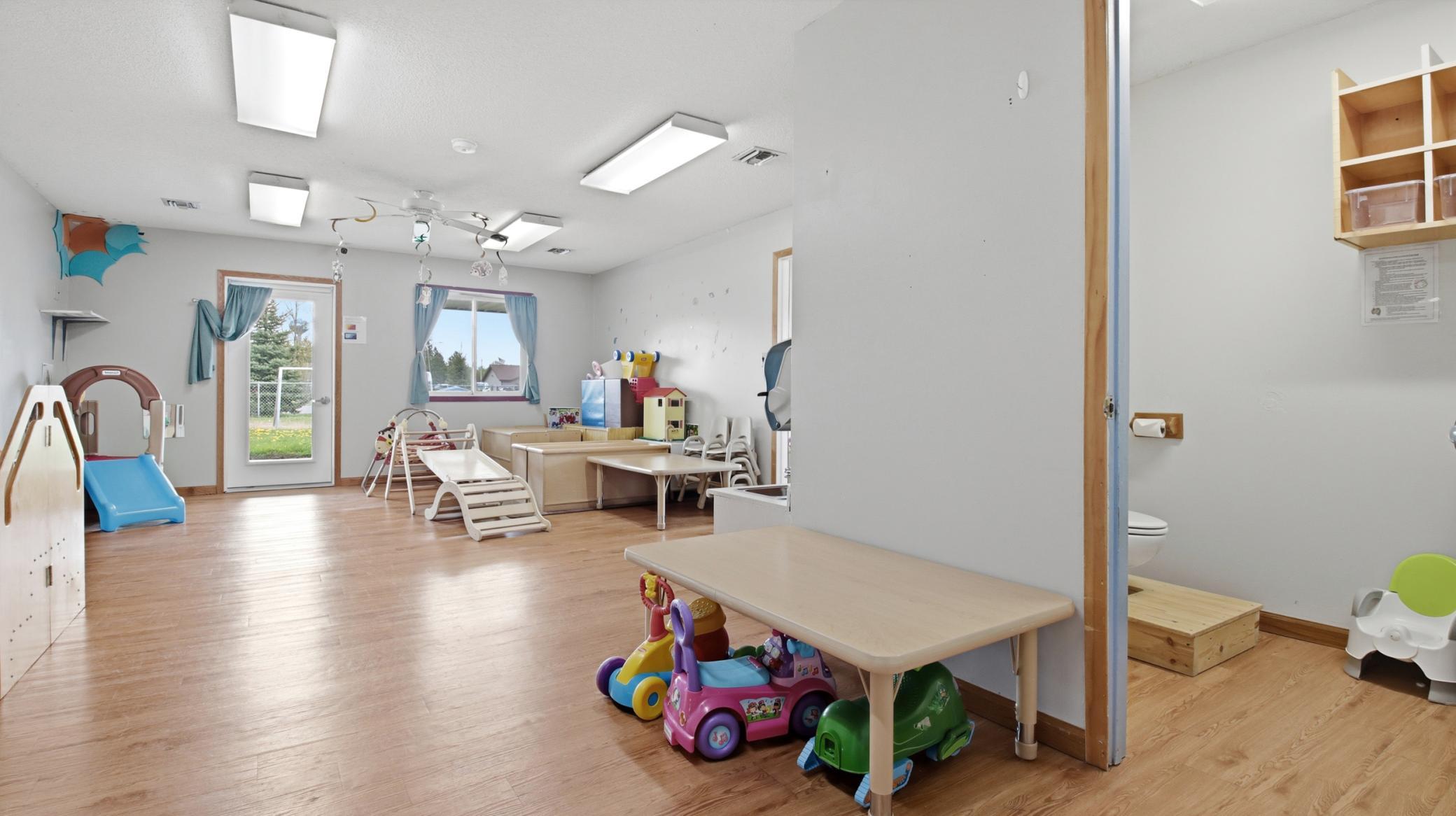 29_307 birch ave-23.jpg