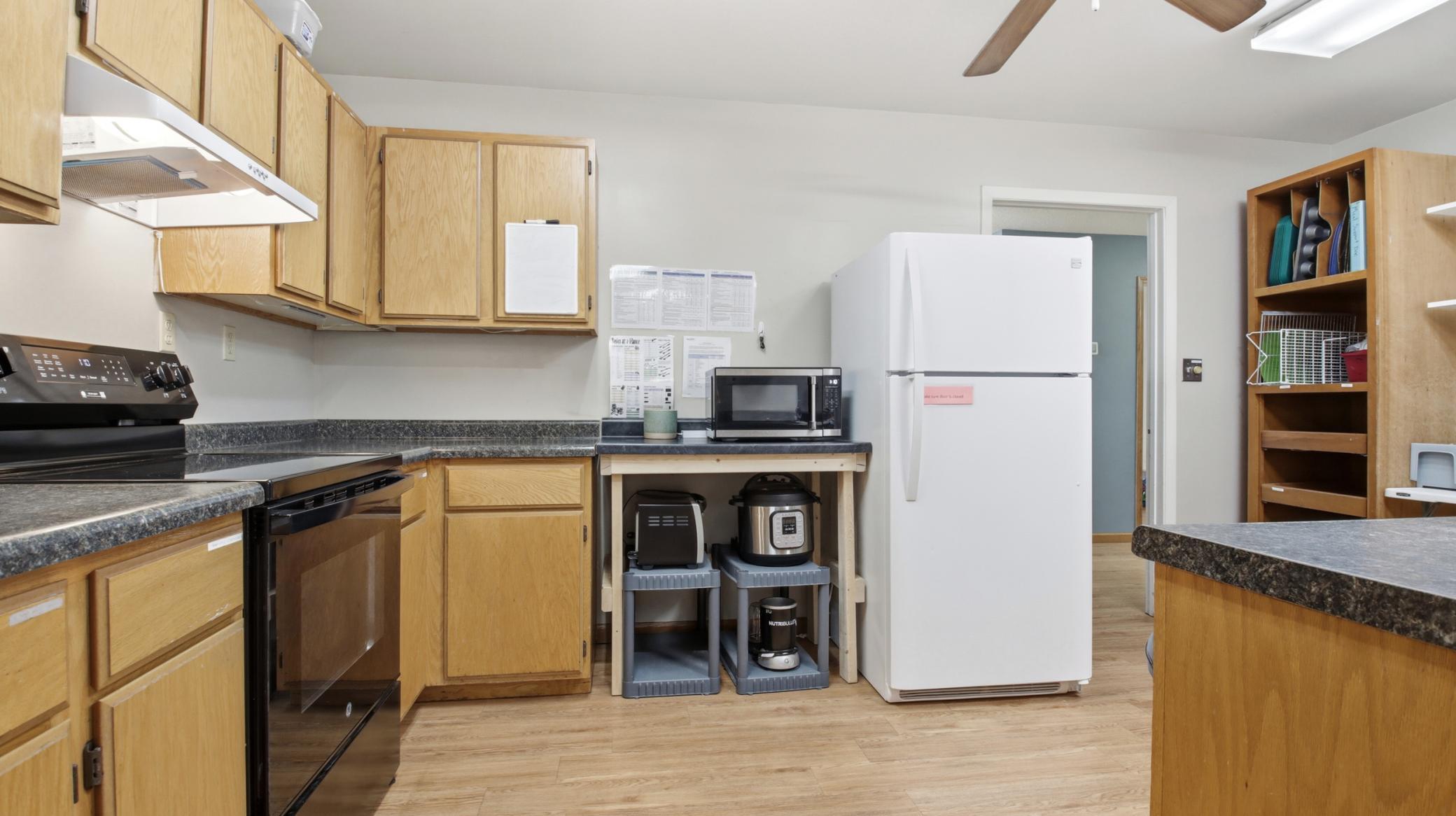 18_307 birch ave-12.jpg