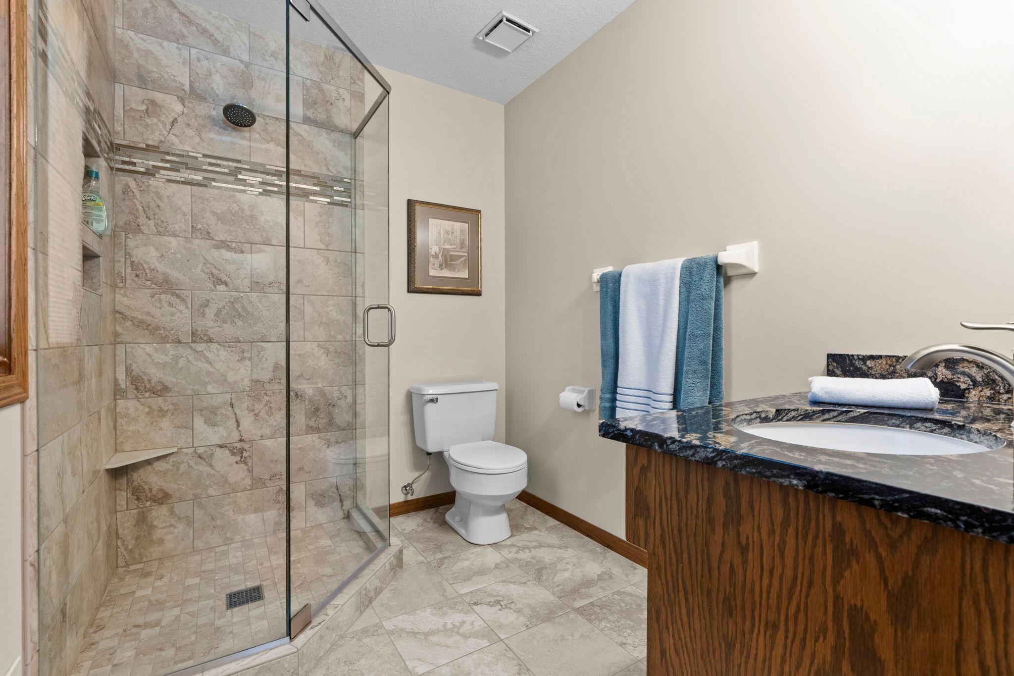 36-web-or-mls-1286 Limestone Dr-231.jpg