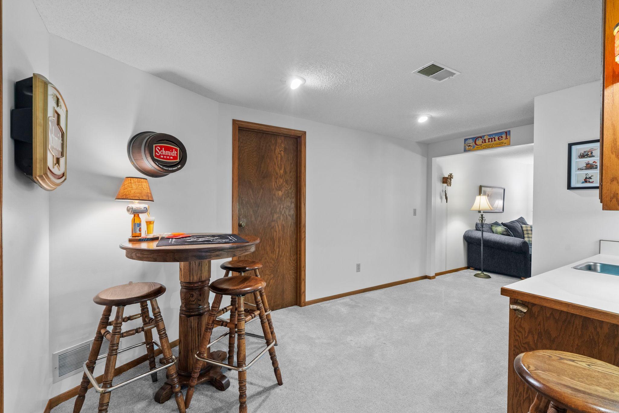 58-web-or-mls-1286 Limestone Dr-361.jpg