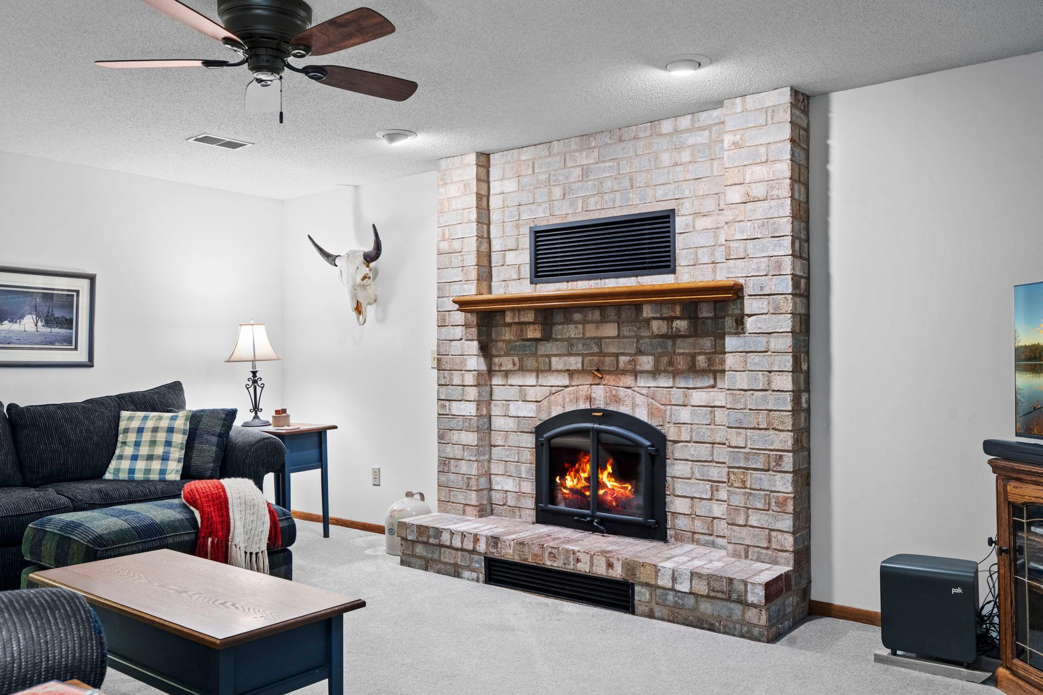 44-web-or-mls-1286 Limestone Dr-326.jpg