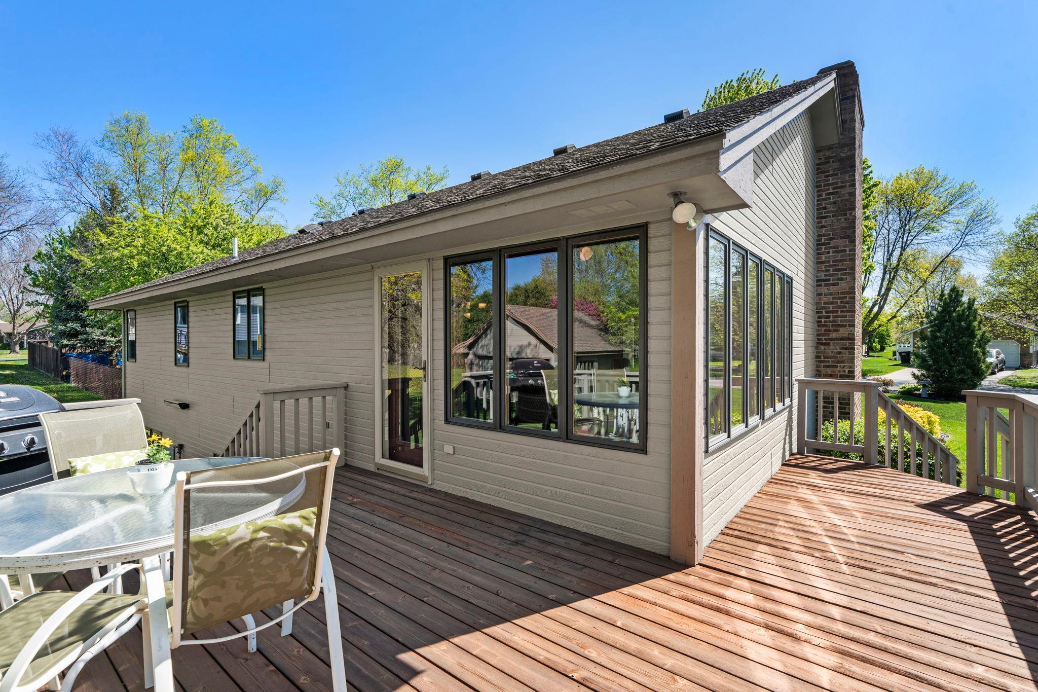 70-web-or-mls-1286 Limestone Dr-109.jpg
