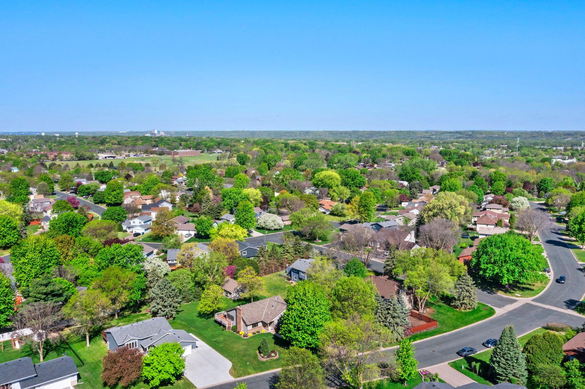 2-web-or-mls-1286 Limestone Dr-26.jpg