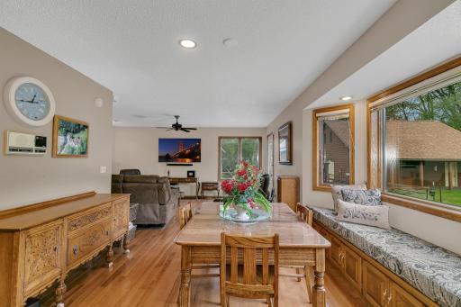 eat-in kitchen, breakfast area with bay window and built in bench