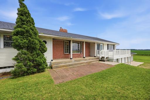 8508 Dairy Avenue, Glencoe, MN 55336