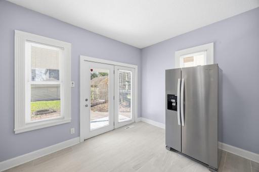 864 Sims Avenue, Saint Paul, MN 55106