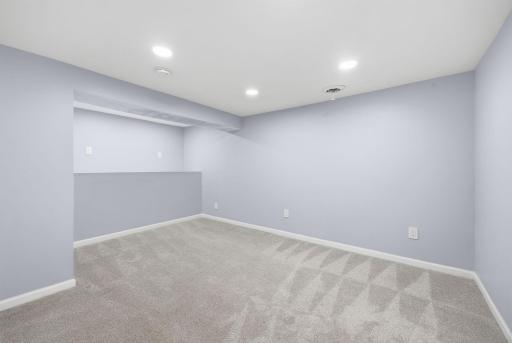 864 Sims Avenue, Saint Paul, MN 55106
