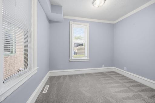864 Sims Avenue, Saint Paul, MN 55106