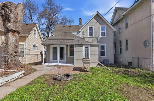 864 Sims Avenue, Saint Paul, MN 55106