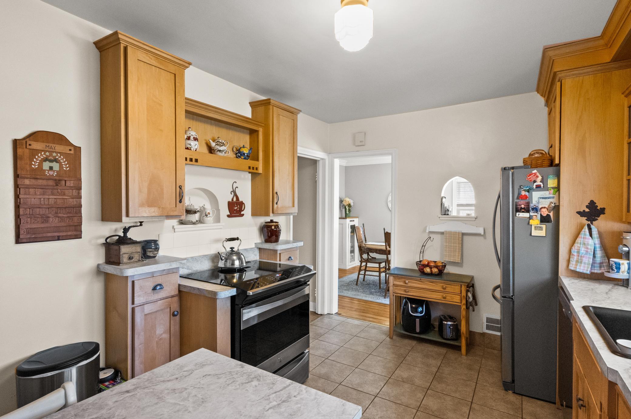 11Kitchen to Dining.jpg