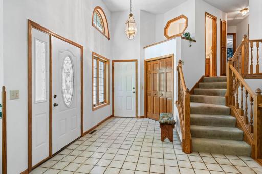 Greet your guests in this generous 2-story foyer.