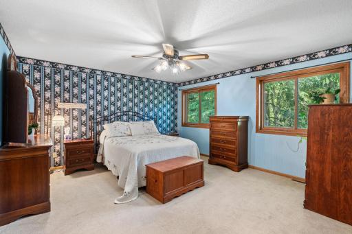 1320 Griffin Avenue, Mahtomedi, MN 55115