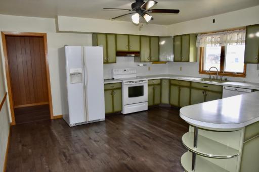666 3rd Street, Ocheyedan, IA 51354