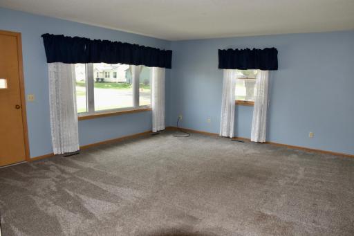 666 3rd Street, Ocheyedan, IA 51354