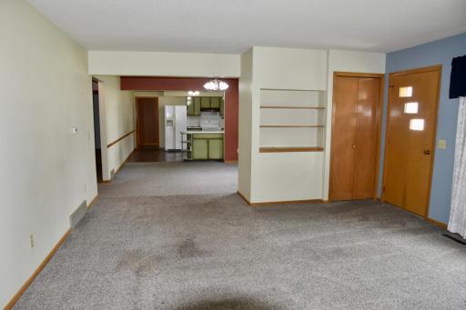 666 3rd Street, Ocheyedan, IA 51354