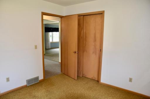 666 3rd Street, Ocheyedan, IA 51354