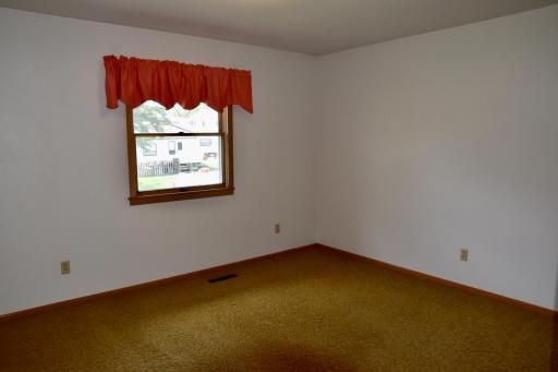 666 3rd Street, Ocheyedan, IA 51354