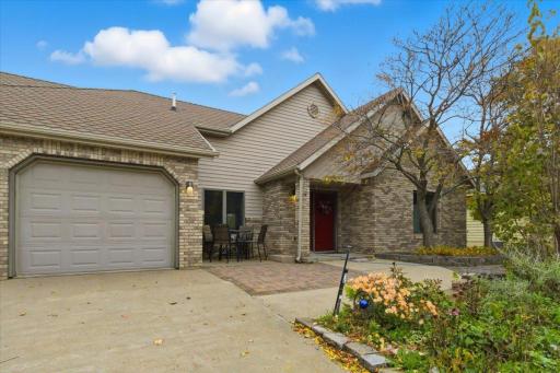 410 Sundown Drive, Avon, MN 56310