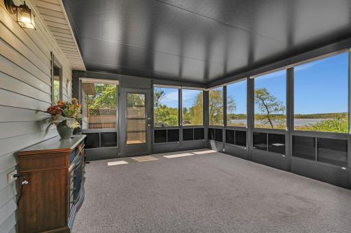 410 Sundown Drive, Avon, MN 56310
