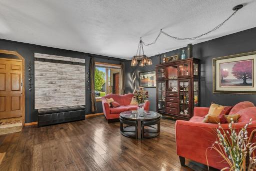 410 Sundown Drive, Avon, MN 56310