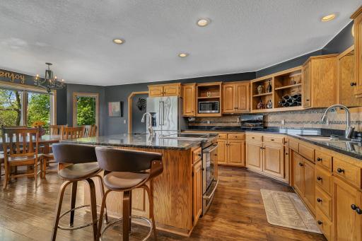410 Sundown Drive, Avon, MN 56310