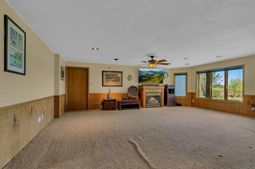 410 Sundown Drive, Avon, MN 56310