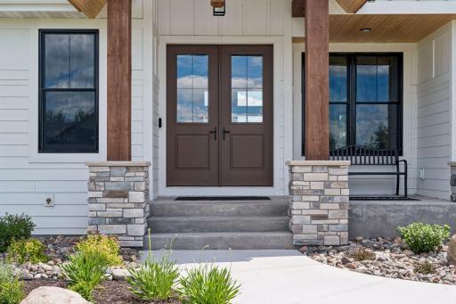 Welcome Home! 2374 Swedish Drive Northeast