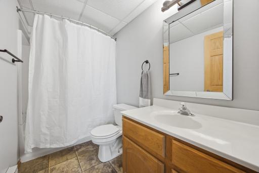 769 14th Avenue W, West Fargo, ND 58078