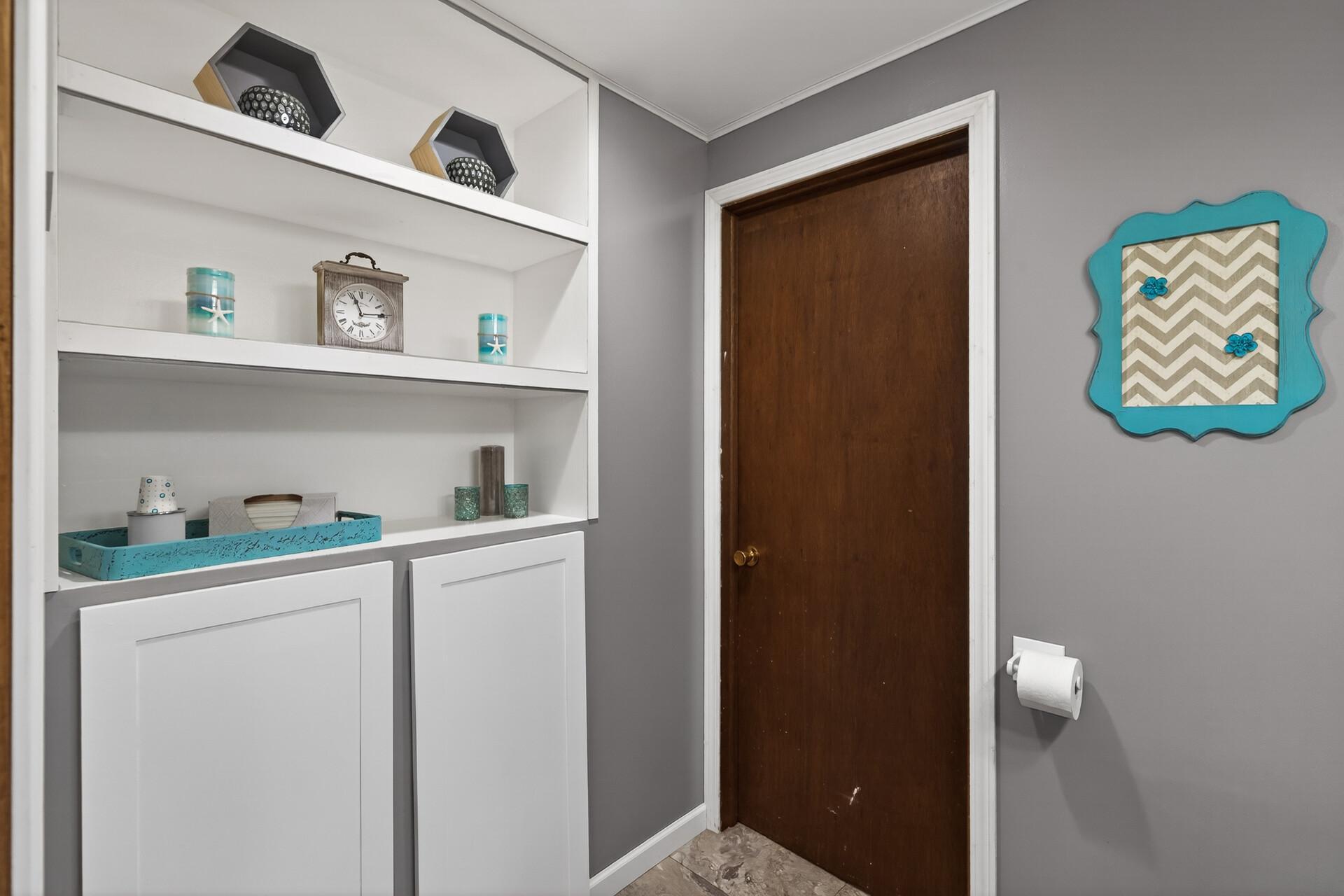 Built-in shelving and cabinet
