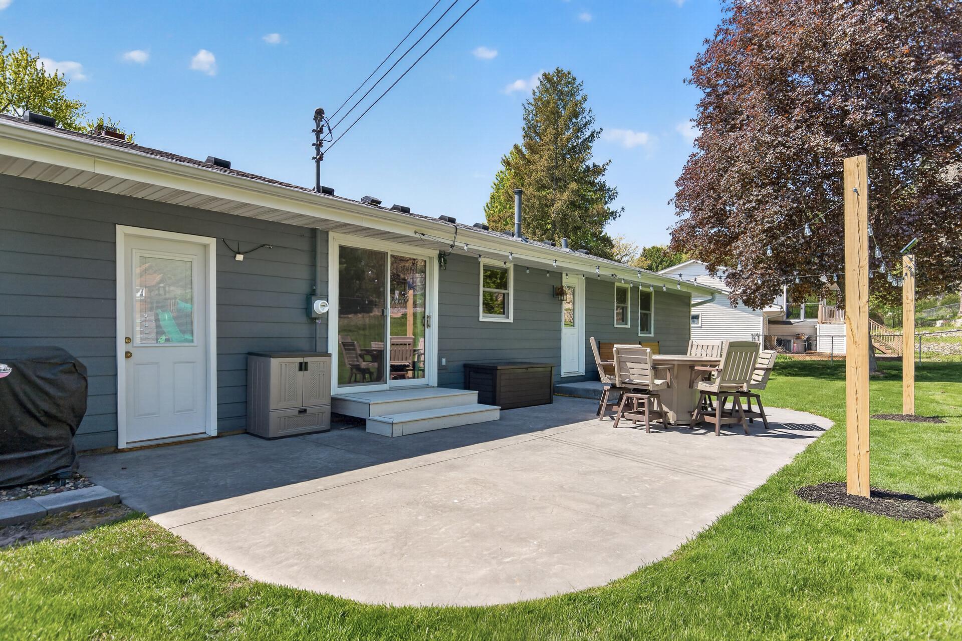 Back patio and sliding glass door from the kitchen/dining area