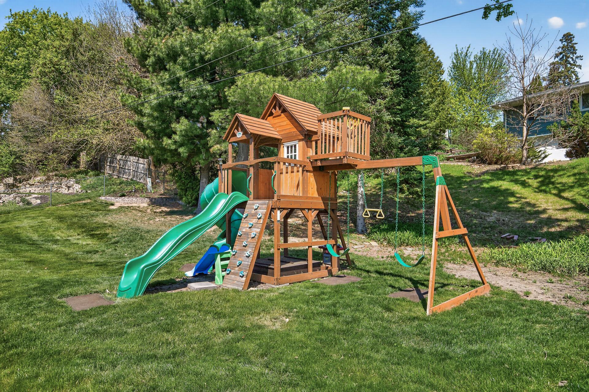 Kids play center for backyard fun