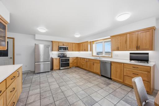 4942 43rd Avenue N, Moorhead, MN 56560