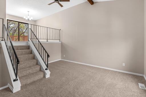 17468 Rustic Hills Drive, Eden Prairie, MN 55346