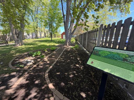 16383 Glory Lane, Eden Prairie, MN 55344