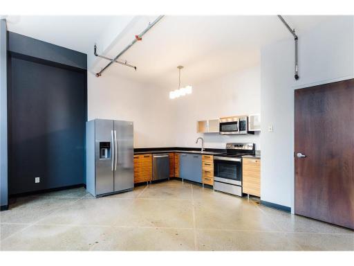 350 Saint Peter Street, 511, Saint Paul, MN 55102