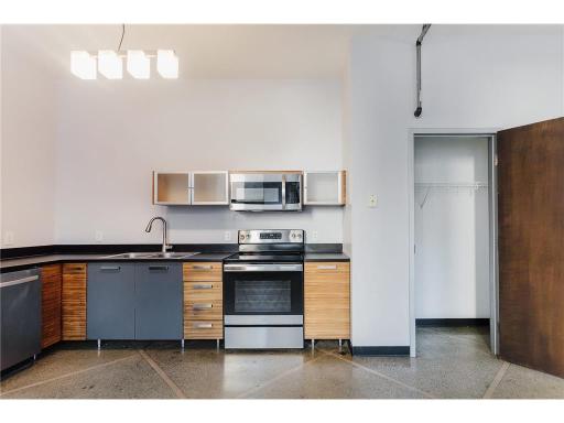 350 Saint Peter Street, 511, Saint Paul, MN 55102