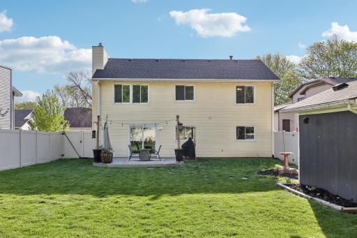 17698 S Shore Lane W, Eden Prairie, MN 55346