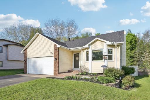 17698 S Shore Lane W, Eden Prairie, MN 55346