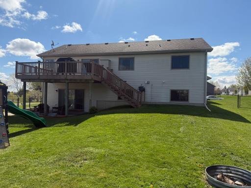 125 Sandstone Drive NW, Eyota, MN 55934