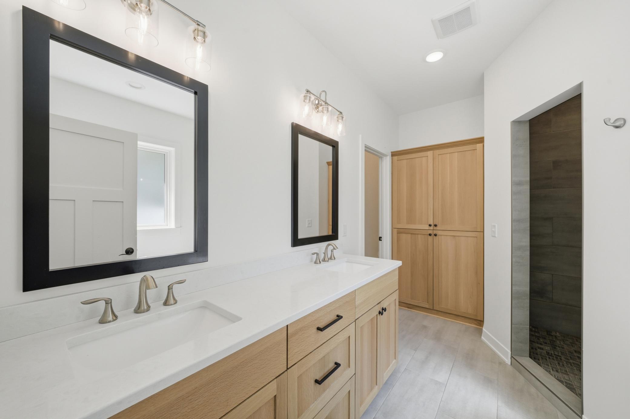 25155 glen rd, shorewood, mn 55331028.jpg