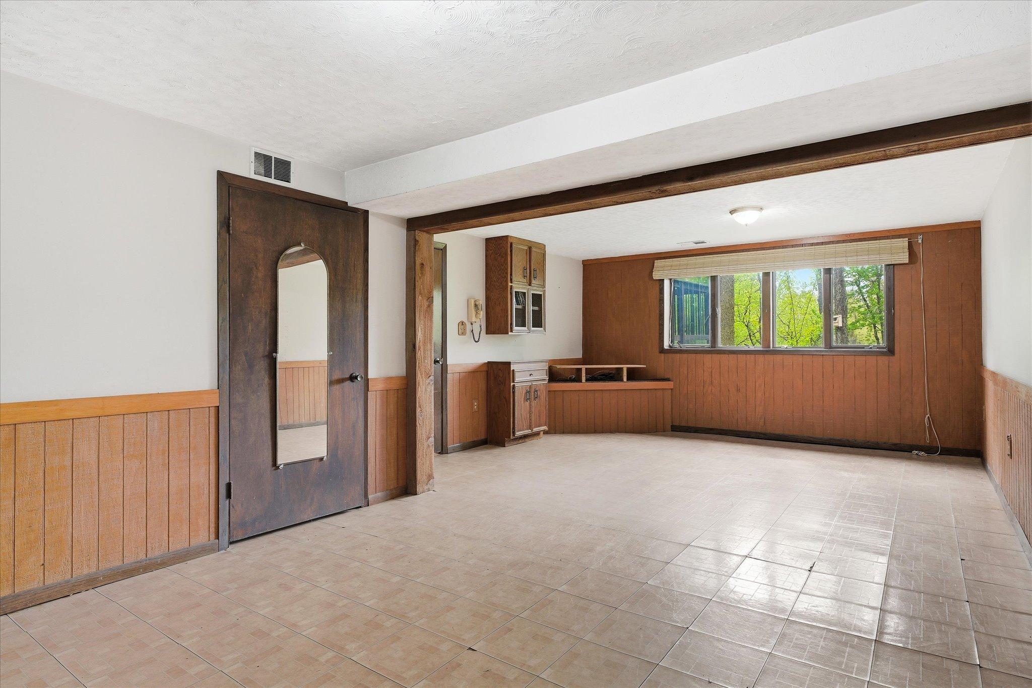 Head down to the lower area of the home and the 26x14 family room is large enough for all sorts of activities!