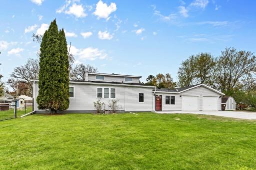 305 Main Avenue N, Braham, MN 55006