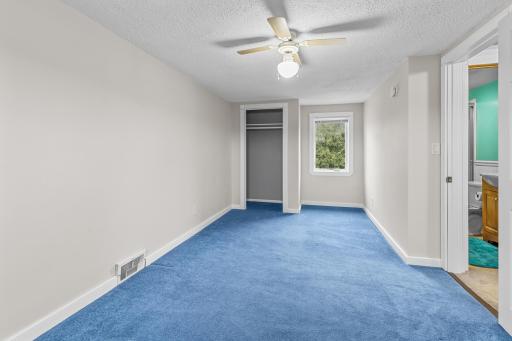 305 Main Avenue N, Braham, MN 55006