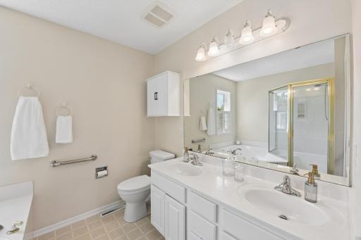 2238 White Pine Road, Hudson, WI 54016