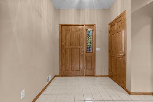 15002 Avocet Street NW, Andover, MN 55304